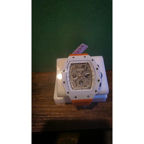 Activa/Invicta Fury X 44.3mm Orange/White - Picture 2 of 5